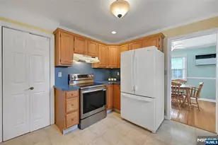 133 Willow Ave, Hackensack, NJ 07601 - Photo 13