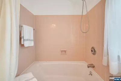 133 Willow Avenue, Hackensack, NJ 07601 - Photo 21