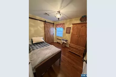 668 Hillsdale Avenue, Hillsdale, NJ 07642 - Photo 13