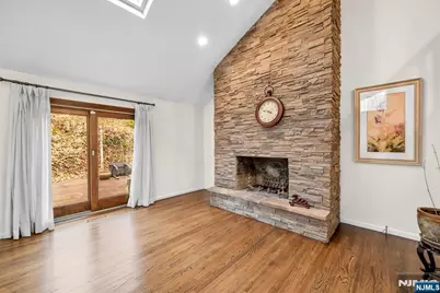 37 Berkshire Road, Woodcliff Lake, NJ 07677 - Photo 3