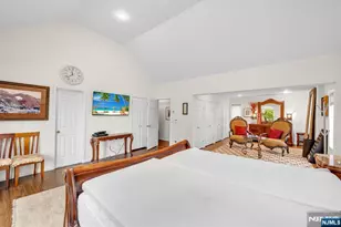 37 Berkshire Rd, Woodcliff Lake, NJ 07677 - Photo 13