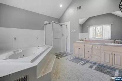 5 Noble Court, Washington Township, NJ 07853 - Photo 23