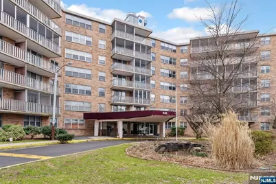 530 Valley Road C003L #C003L, Montclair, NJ 07043 - Photo 25