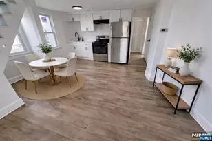 611 New York Ave, Lyndhurst Township, NJ 07071 - Photo 1