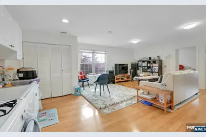 497 Oakdene Avenue, Ridgefield, NJ 07657 - Photo 21