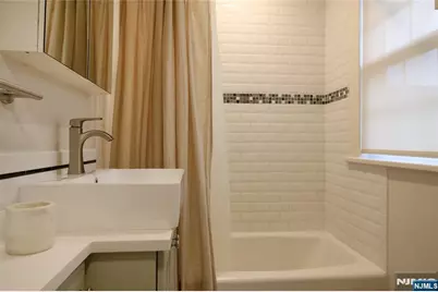 101 Brookside, Hawthorne, NJ 07506 - Photo 19