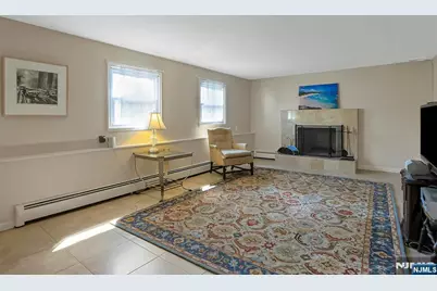 81 Queen Court, Hillsdale, NJ 07642 - Photo 31