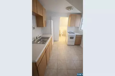 832 Parker Street, Newark, NJ 07104 - Photo 17