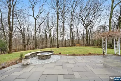 26 Valley Lane, Upper Saddle River, NJ 07458 - Photo 3