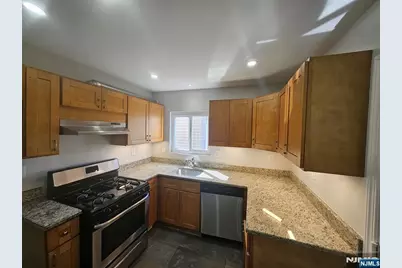 437 Elm Street 1L #1L, Kearny, NJ 07032 - Photo 5