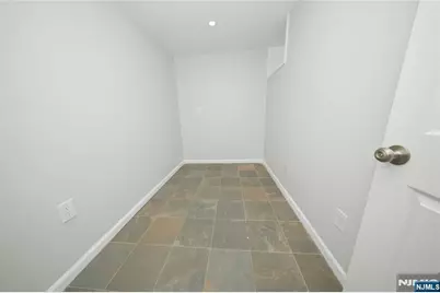 437 Elm Street 1L #1L, Kearny, NJ 07032 - Photo 11