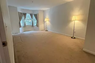 120 The Promenade 120, Edgewater, NJ 07020 - Photo 9