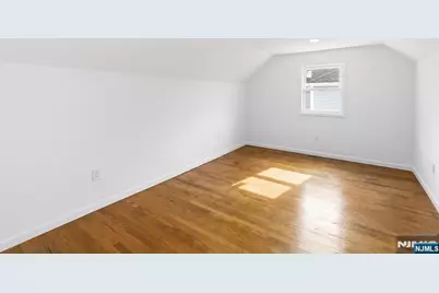 116 Washington Place, Teaneck Township, NJ 07666 - Photo 19