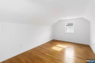 116 Washington Pl, Teaneck Township, NJ 07666 - Photo 19