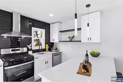 116 Washington Place, Teaneck Township, NJ 07666 - Photo 9