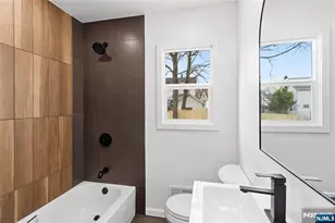 116 Washington Pl, Teaneck Township, NJ 07666 - Photo 15