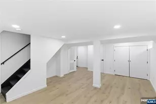 116 Washington Pl, Teaneck Township, NJ 07666 - Photo 21