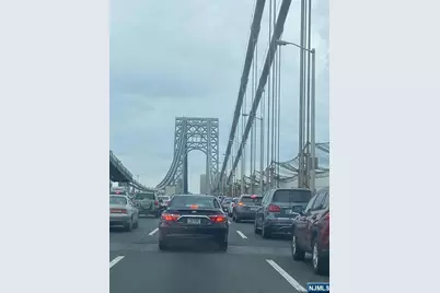 2077 Center Avenue 22H #22H, Fort Lee, NJ 07024 - Photo 9