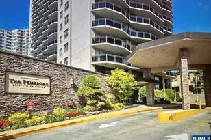 2077 Center Ave 22H, Fort Lee, NJ 07024 - Photo 5