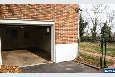 134 Berkshire Road, Hasbrouck Heights, NJ 07604 - Photo 17