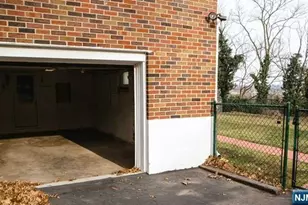 134 Berkshire Rd, Hasbrouck Heights, NJ 07604 - Photo 17