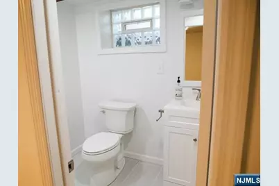 134 Berkshire Road, Hasbrouck Heights, NJ 07604 - Photo 9