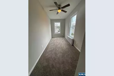 146 Godwin Avenue 2 #2, Midland Park, NJ 07432 - Photo 5