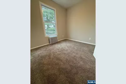 146 Godwin Avenue 2 #2, Midland Park, NJ 07432 - Photo 3