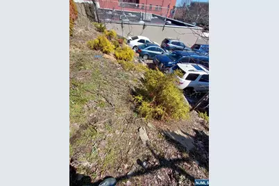 830 River Road, Edgewater, NJ 07020 - Photo 3