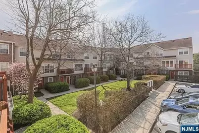 1430 Westgate Drive 8201 #8201, Fort Lee, NJ 07024 - Photo 9