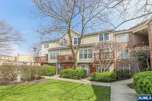 1430 Westgate Dr 8201, Fort Lee, NJ 07024 - Photo 1