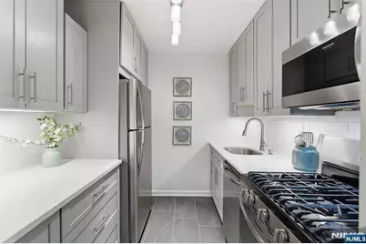 235 Prospect 11A #11A, Hackensack, NJ 07601 - Photo 5