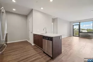 295 Polifly Road 608, Hackensack, NJ 07601 - Photo 3