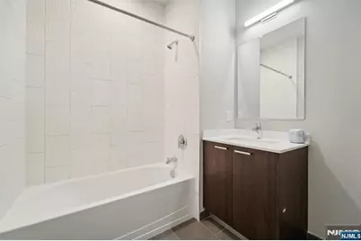 295 Polifly Road 109 #109, Hackensack, NJ 07601 - Photo 11
