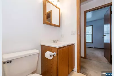 197 Fort Lee Road, Teaneck Township, NJ 07666 - Photo 19