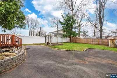 197 Fort Lee Road, Teaneck Township, NJ 07666 - Photo 33