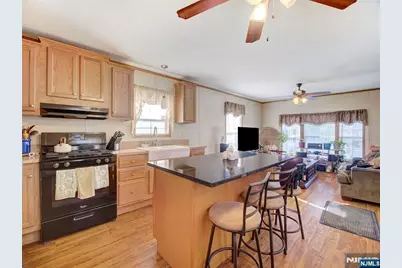 17 E 6th Street, Moonachie, NJ 07074 - Photo 13