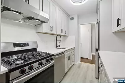 2160 Center Avenue 4N #4N, Fort Lee, NJ 07024 - Photo 15