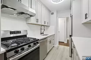 2160 Center Ave 4N, Fort Lee, NJ 07024 - Photo 15