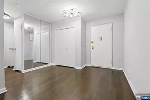 2160 Center Ave 4N, Fort Lee, NJ 07024 - Photo 7