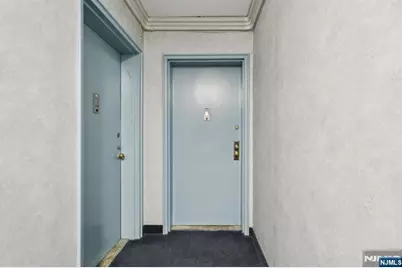 2160 Center Avenue 4N #4N, Fort Lee, NJ 07024 - Photo 5