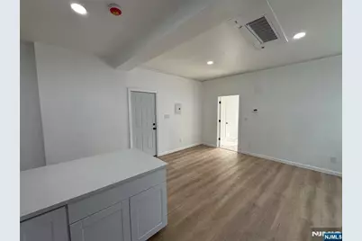 740 N 8th Street 3 #3, Newark, NJ 07107 - Photo 5