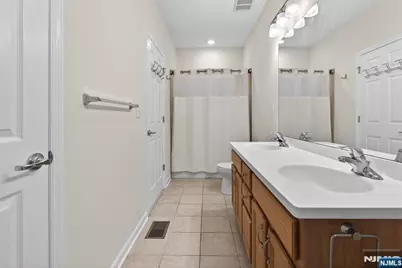 22 Wisteria Lane 1411 #1411, Garfield, NJ 07026 - Photo 13