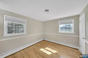 366 Valley View Ave, Paramus, NJ 07652 - Photo 33