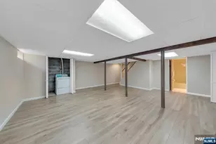 366 Valley View Ave, Paramus, NJ 07652 - Photo 39