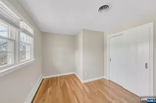 366 Valley View Ave, Paramus, NJ 07652 - Photo 35