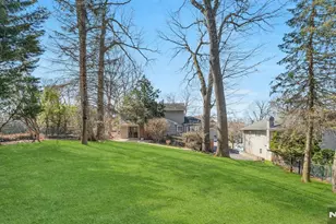 366 Valley View Ave, Paramus, NJ 07652 - Photo 47