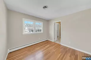 366 Valley View Ave, Paramus, NJ 07652 - Photo 25