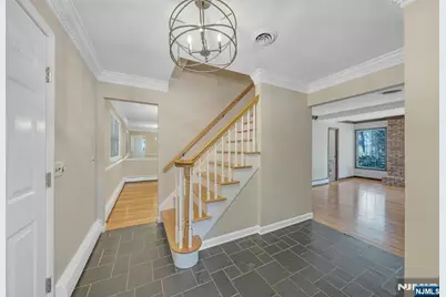 366 Valley View Avenue, Paramus, NJ 07652 - Photo 11