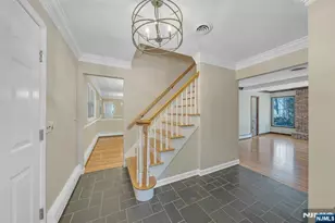 366 Valley View Ave, Paramus, NJ 07652 - Photo 11